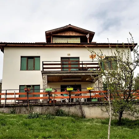 Mihaela Retreat